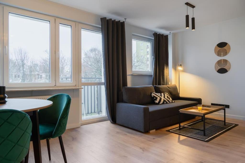 Warsaw Concierge Niska Apartman Kültér fotó